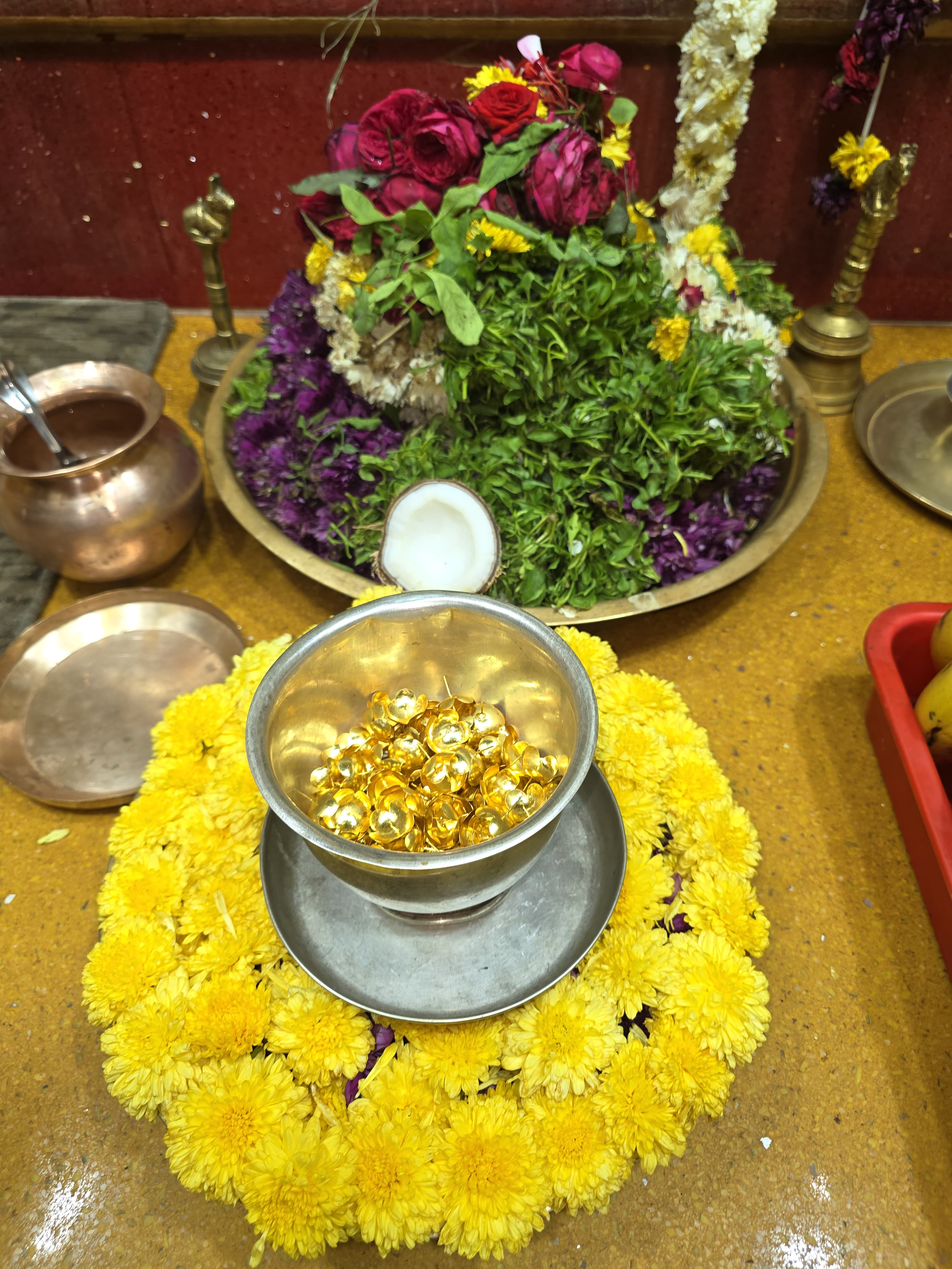 Suvarna Pushparchana Seva